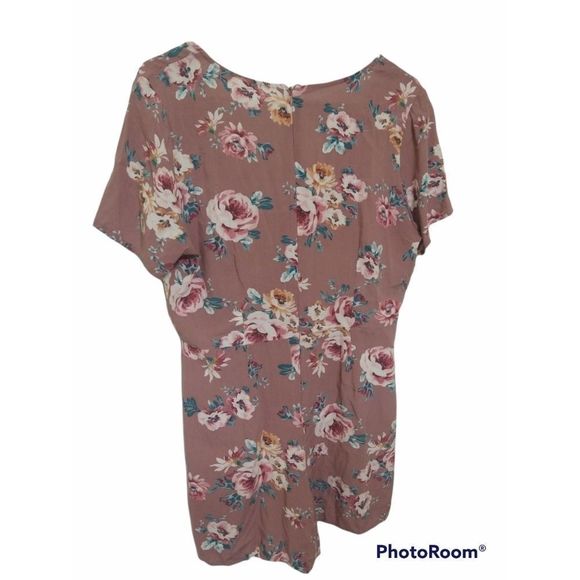 Active USA Floral Romper - Picture 5 of 6